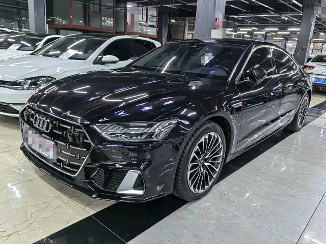 Audi A7L