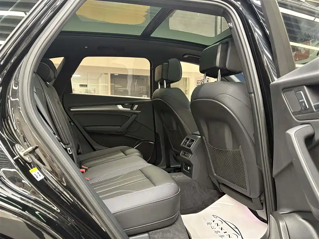 Audi Q5L — миниатюра 18