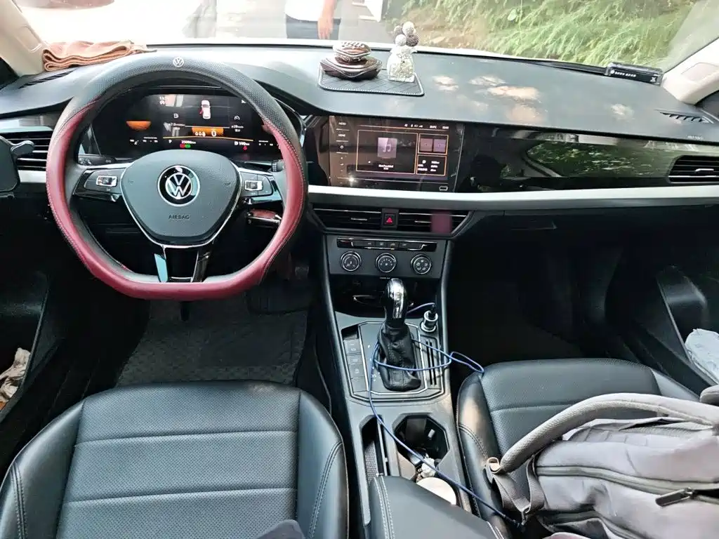 Volkswagen Lavida — миниатюра 5