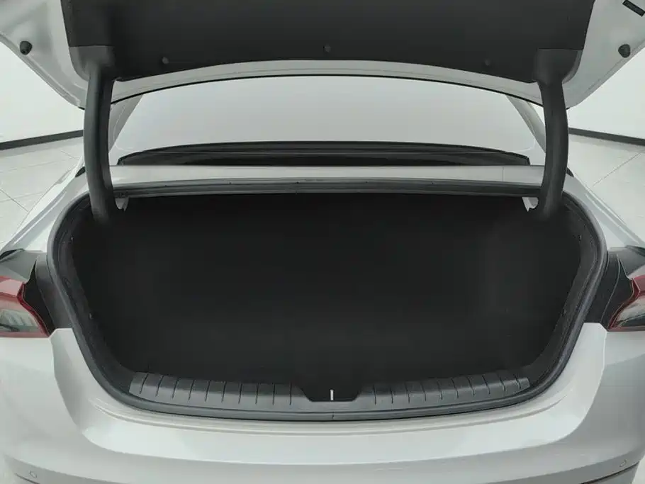 Kia K5 — миниатюра 4