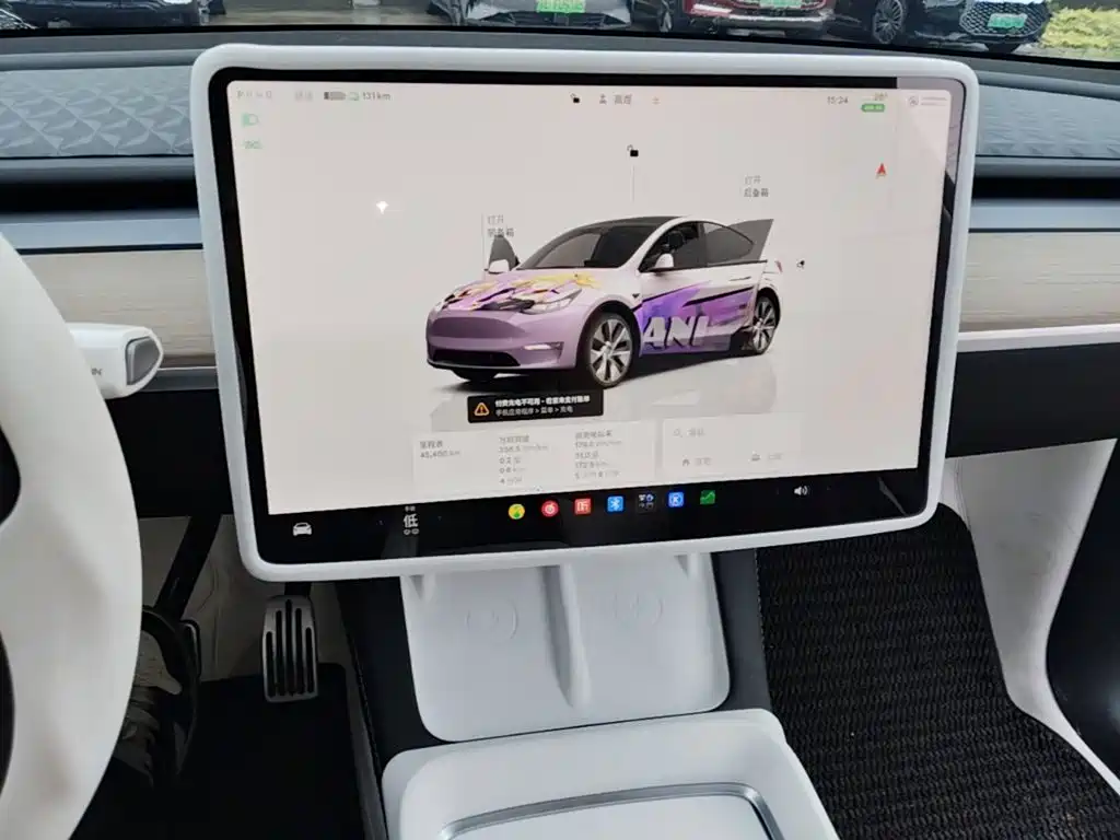 Tesla Model Y — миниатюра 13