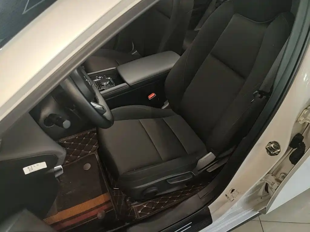 Mazda 3 Axela — миниатюра 15