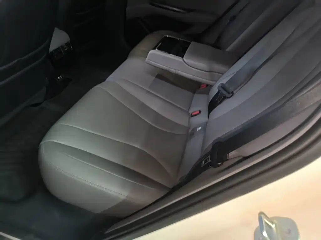 BYD Seal — миниатюра 17