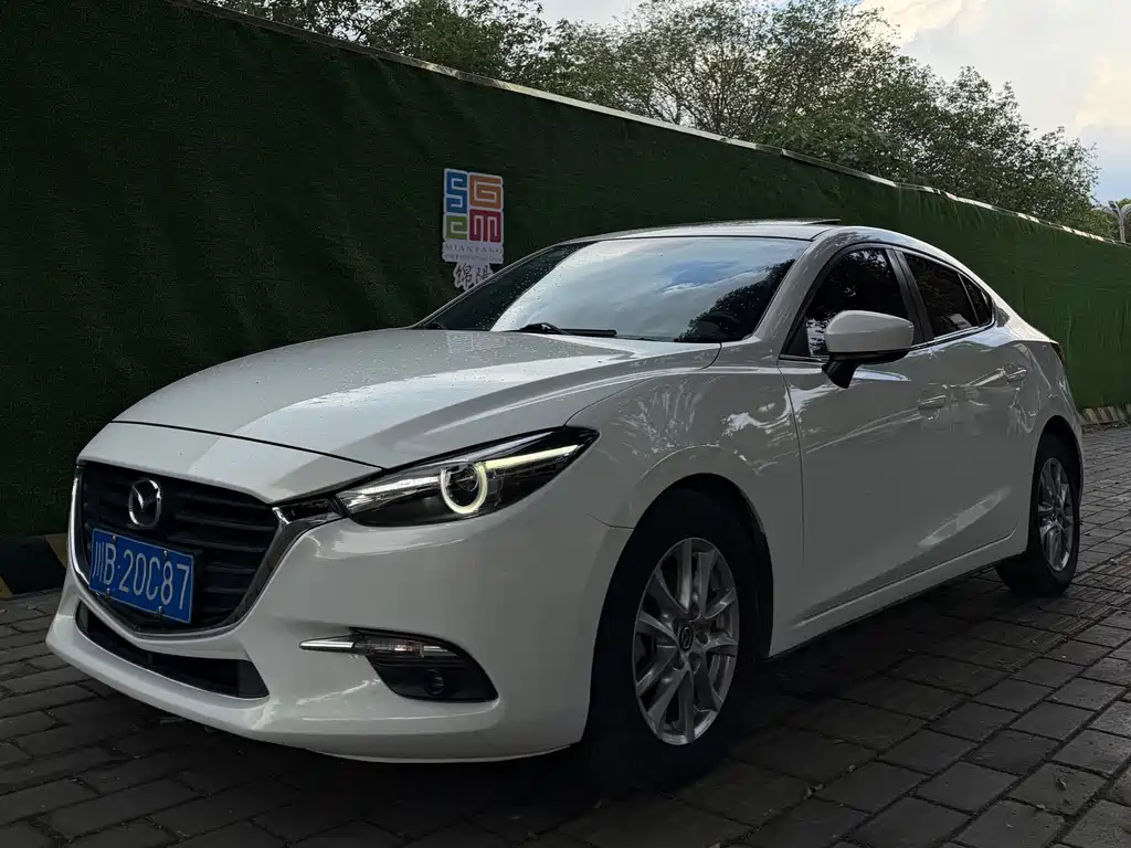 Mazda 3 Axela 2017