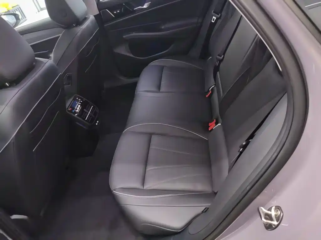 Volkswagen Passat — миниатюра 17