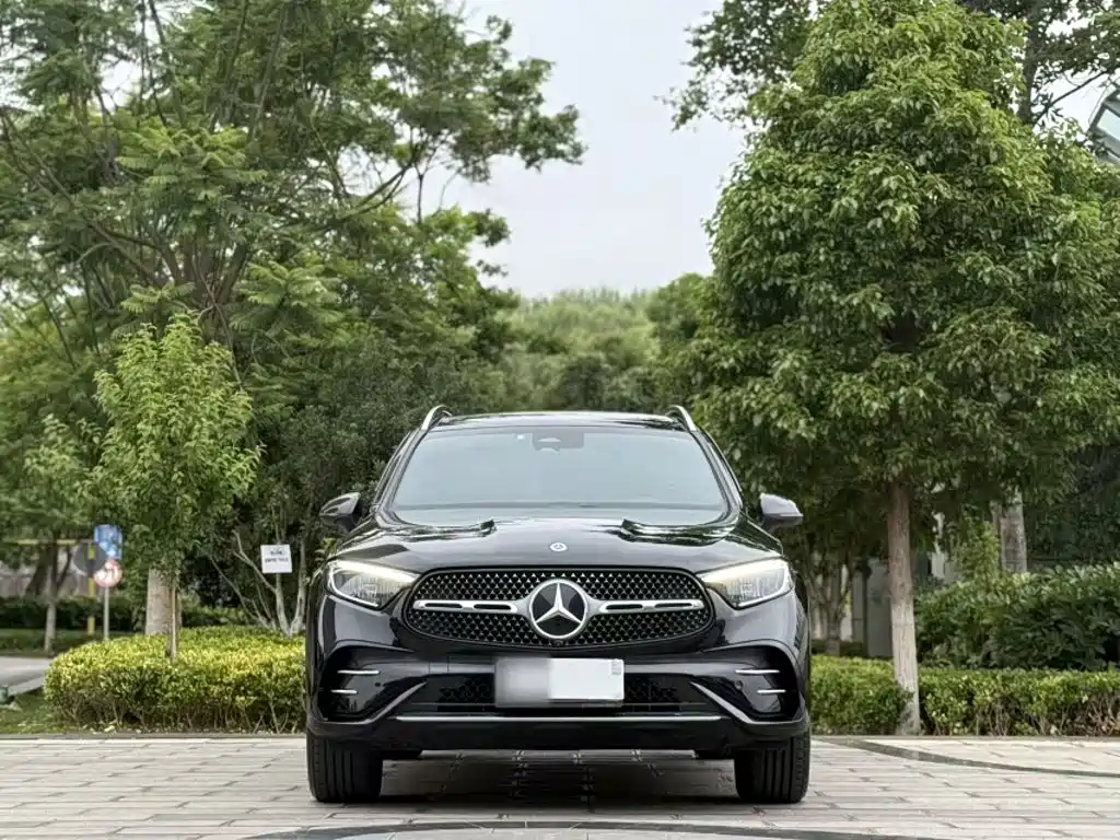 Mercedes-Benz GLC 2023 GLC 300 L 4MATIC 7 мест