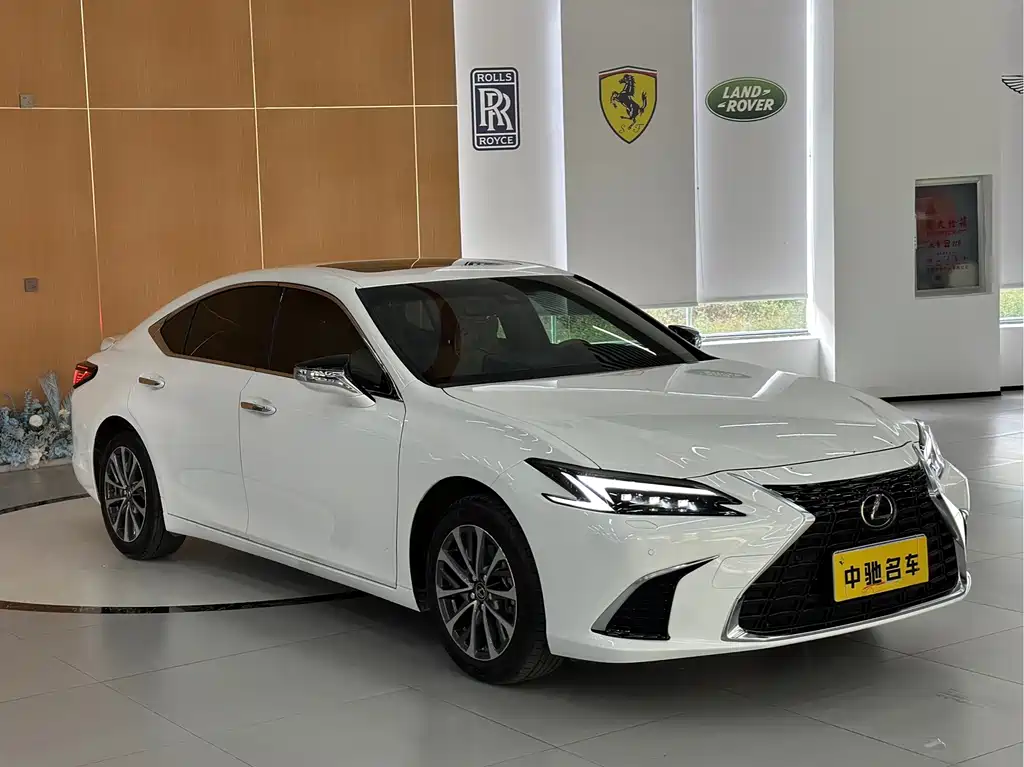Lexus ES — миниатюра 3