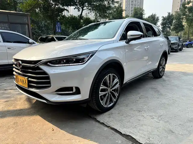 BYD TANG