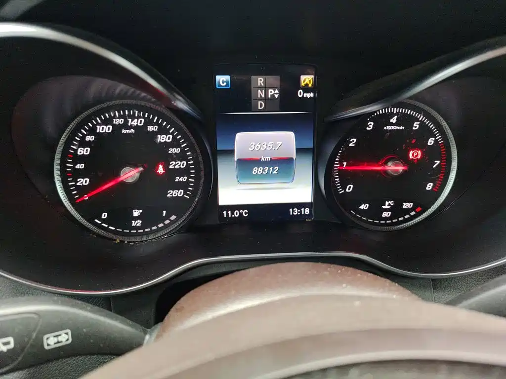 Mercedes-Benz GLC 2018 GLC 300 4MATIC