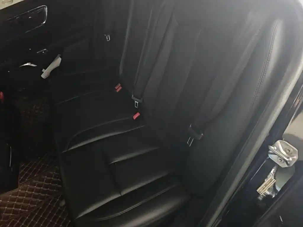 Lincoln Continental — миниатюра 13
