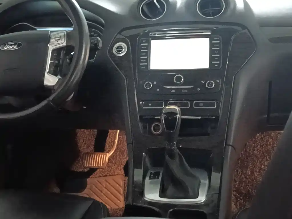 Ford Mondeo Zhisheng — миниатюра 9