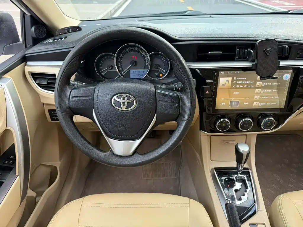 Toyota Corolla — миниатюра 6