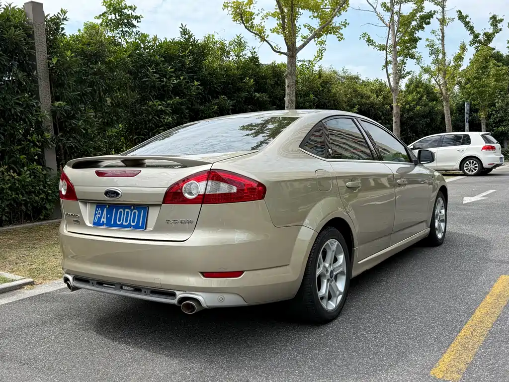 Ford Mondeo Zhisheng — миниатюра 9