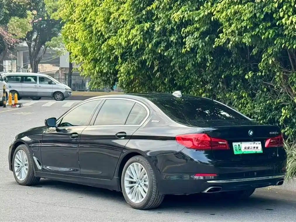 BMW 5 SERIES NEW ENERGY