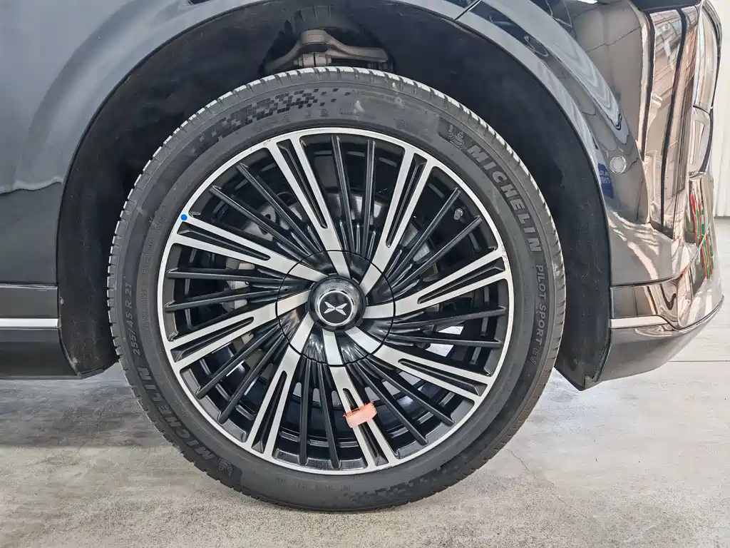 XPeng G9 — миниатюра 15