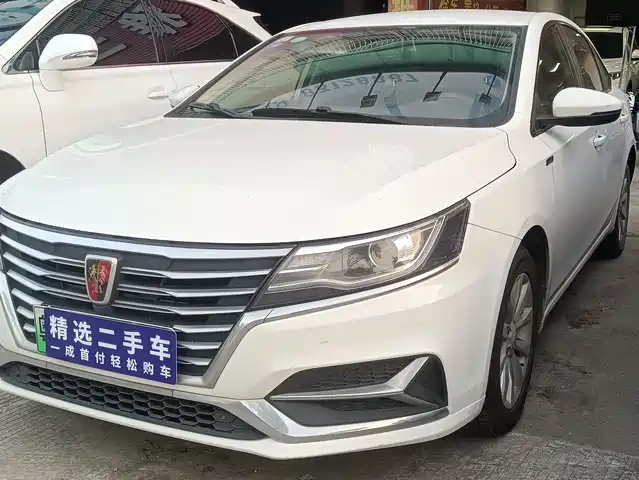 ROEWE I6 NEW ENERGY 2019