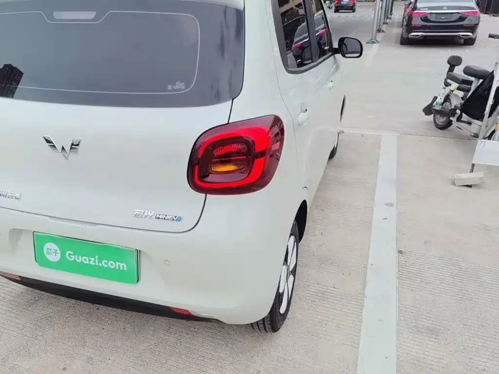 Wuling Mini EV MINIEV 2025