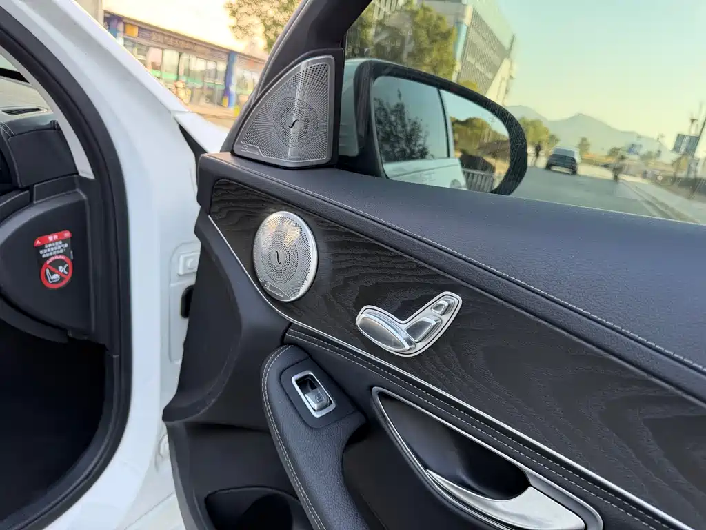 MERCEDES-BENZ C CLASS