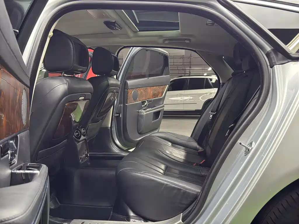 Jaguar XJ 2011 XJL 3.0