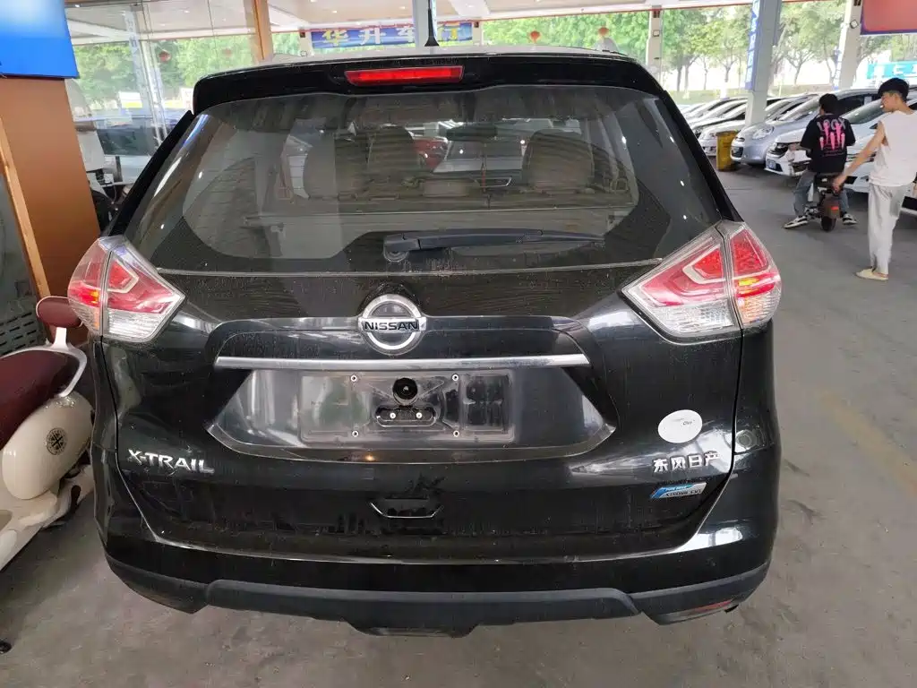 Nissan X-Trail 2014 2.0L CVT Comfort 2WD