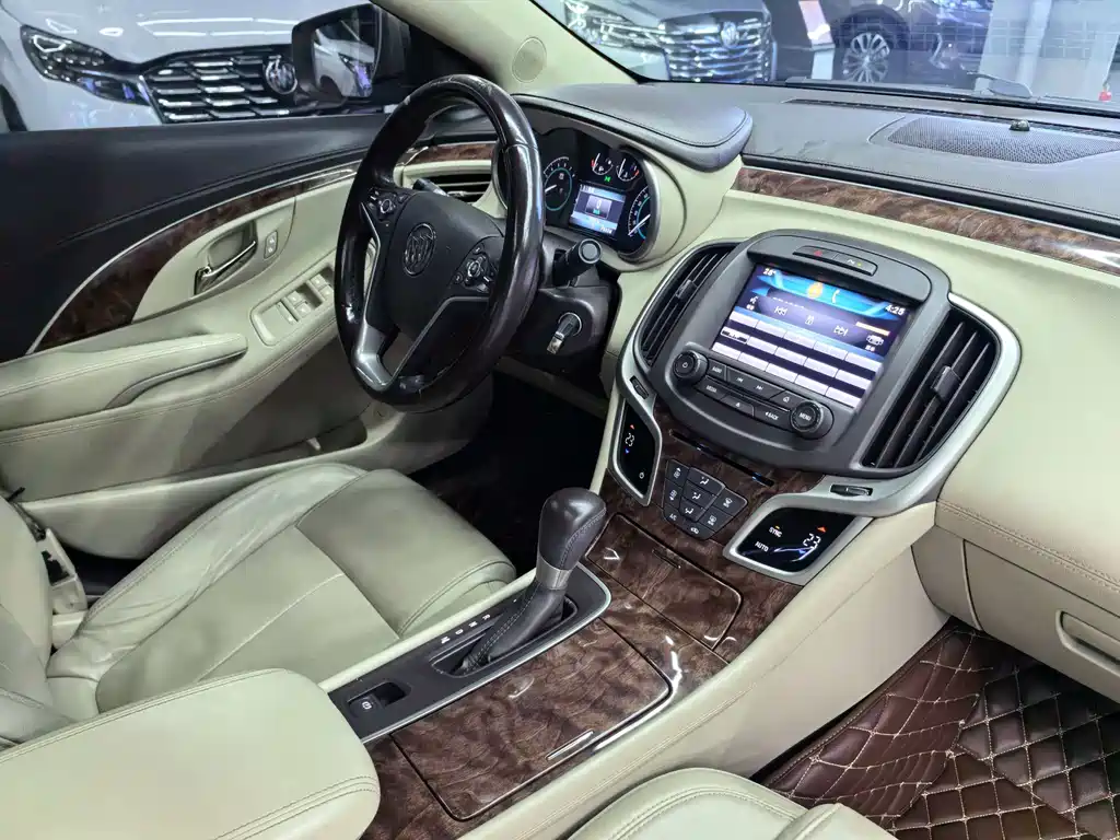 Buick LaCrosse 2.4L SIDI Leading Comfort Type, фото 8
