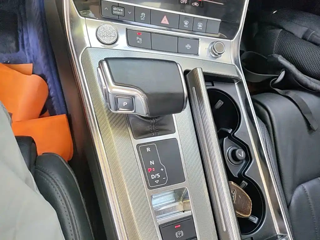 Audi A6L — миниатюра 14