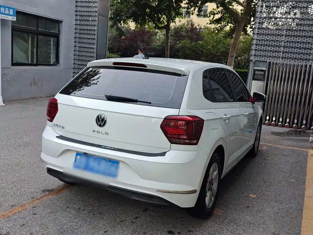 Volkswagen Polo — миниатюра 6