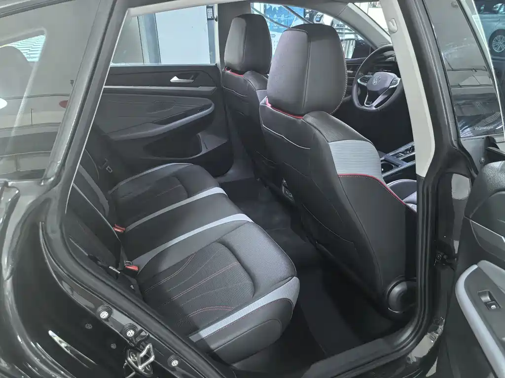 Volkswagen Lamando 2023 L 280TSI DSG