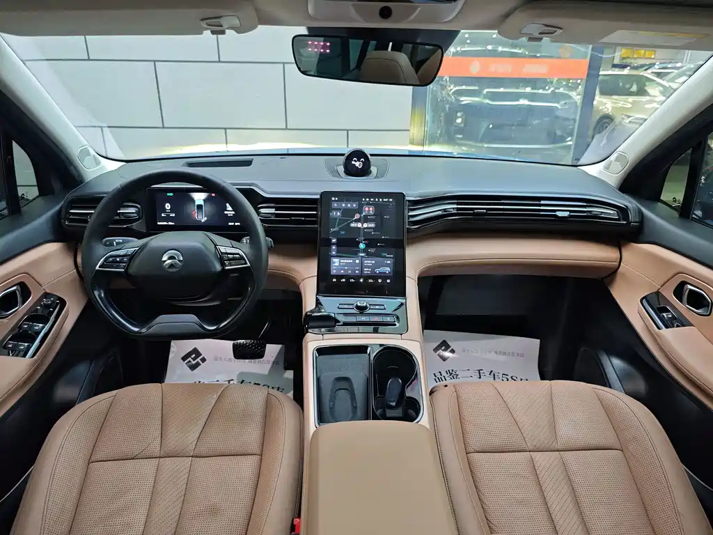 NIO ES8 — миниатюра 8