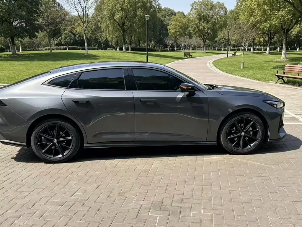 Changan UNI-V 2022 1.5T