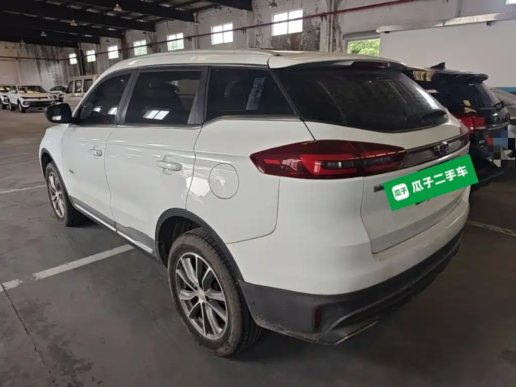 Geely Boyue — миниатюра 5