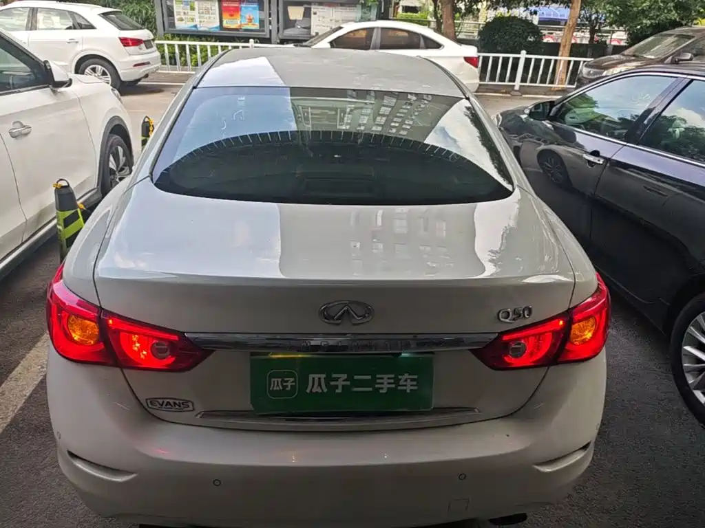 Infiniti Q50 — миниатюра 6