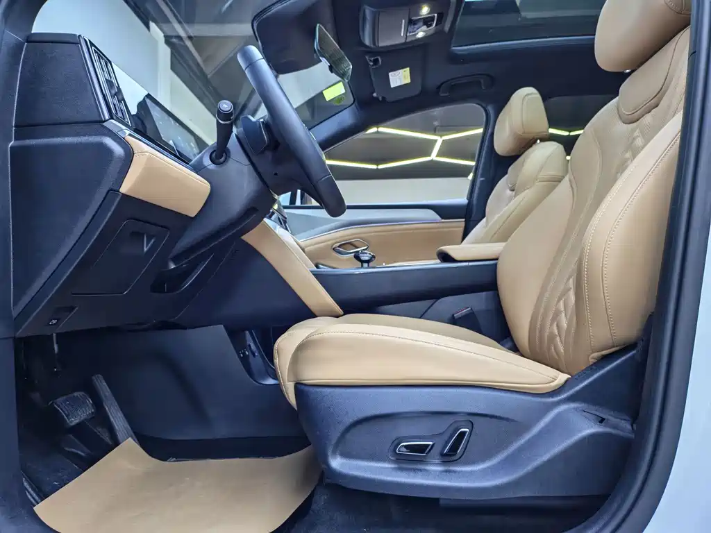 BYD L DM-i — миниатюра 18