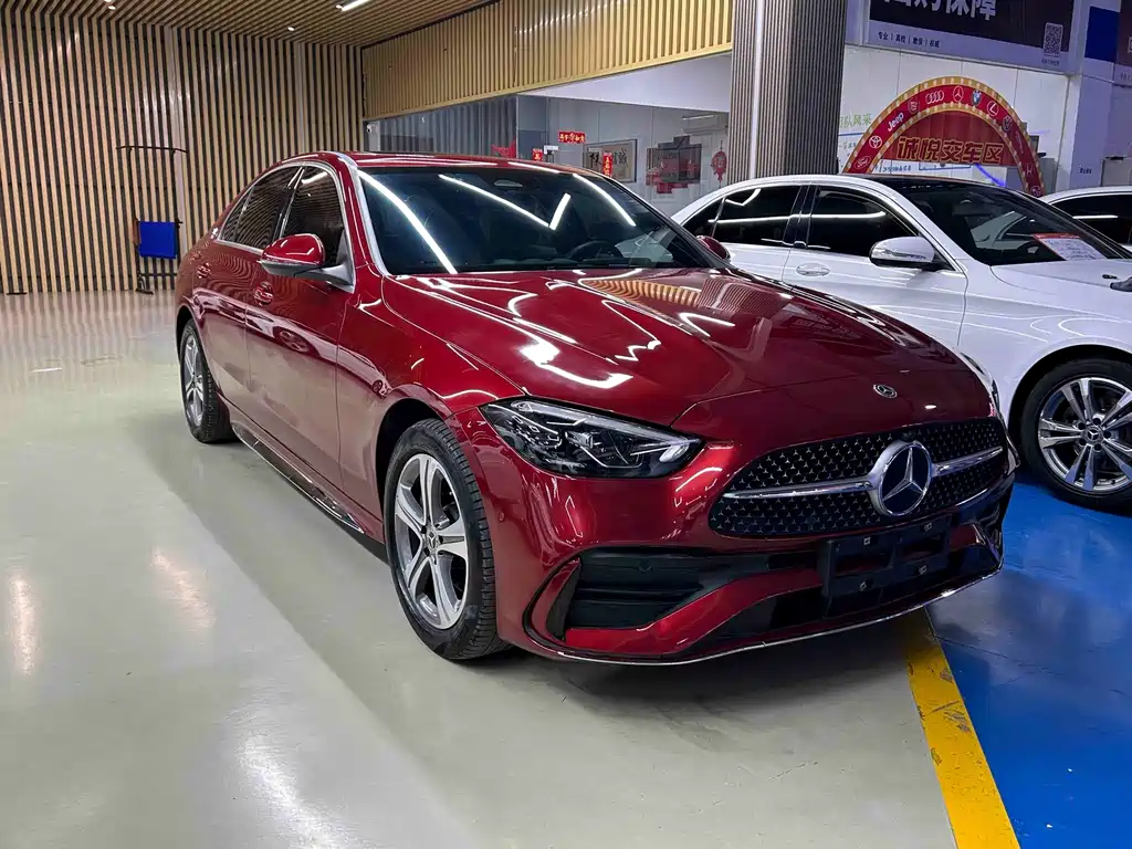 Mercedes-Benz C-Class — миниатюра 3