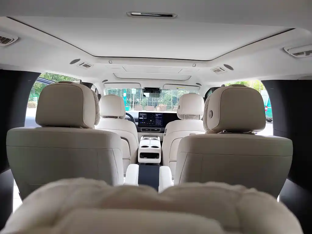Li Auto Li MEGA — миниатюра 9