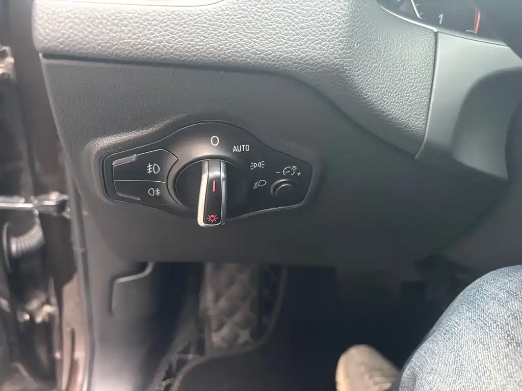 Audi Q5 — миниатюра 10