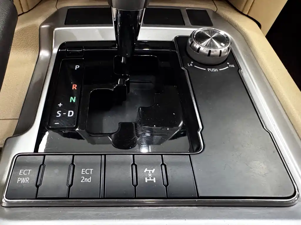 Toyota Land Cruiser 2017 4.6L