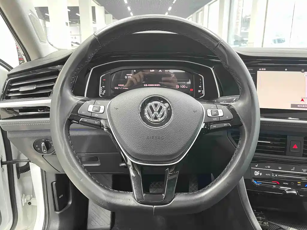 Volkswagen Sagitar 2021 280TSI DSG