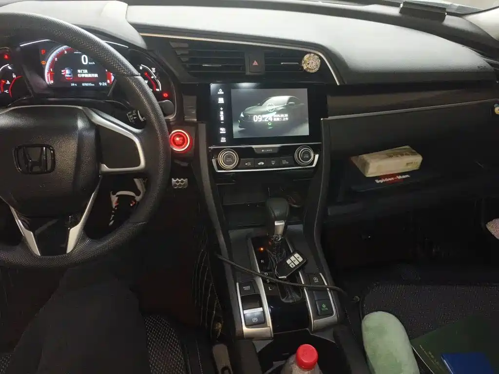 Honda Civic — миниатюра 9