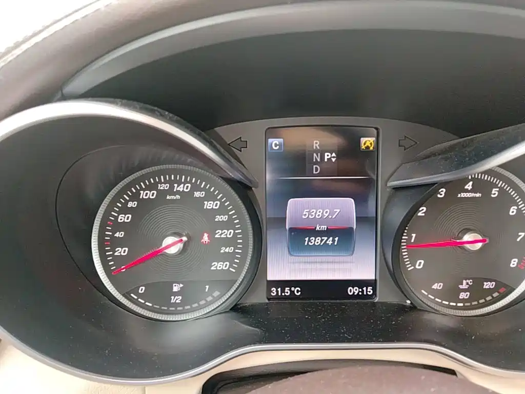Mercedes-Benz GLC — миниатюра 12