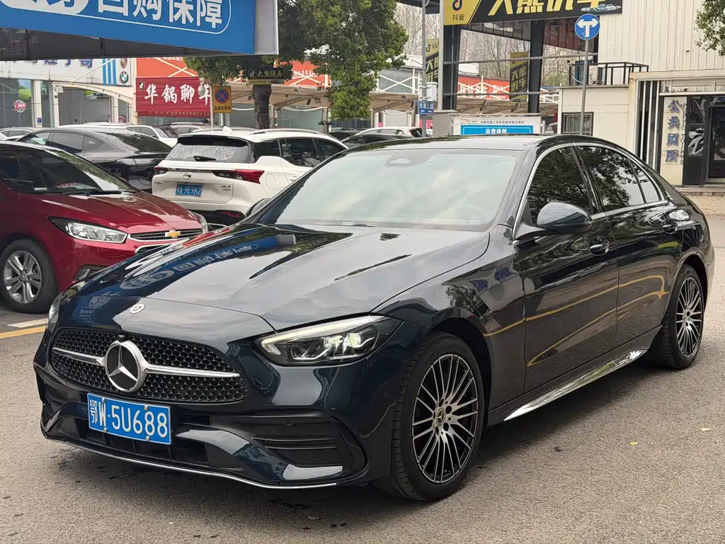 Mercedes-Benz C-Class 2022