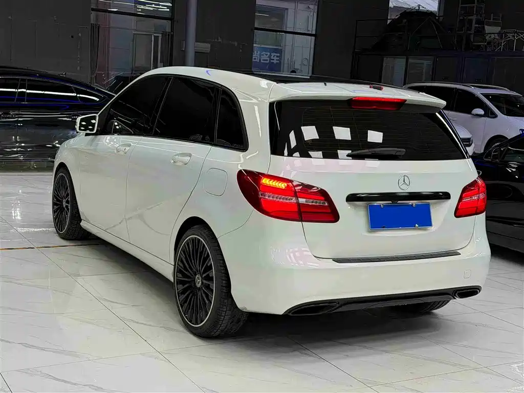 MERCEDES-BENZ B CLASS