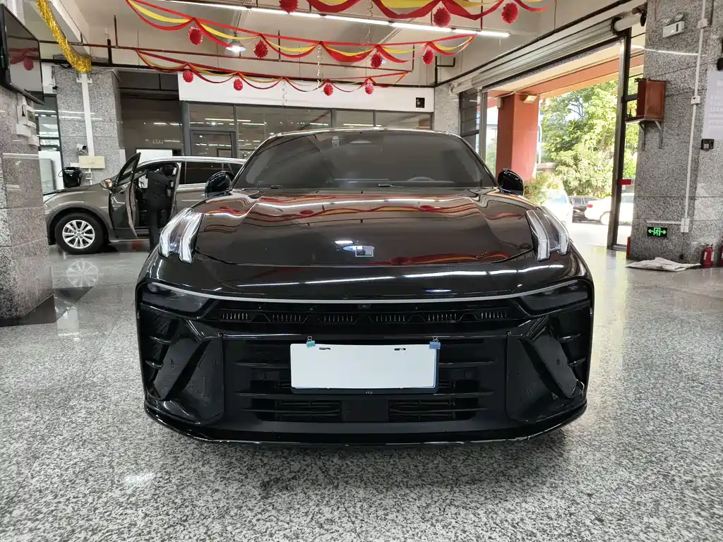 Lynk & Co 03 — миниатюра 2