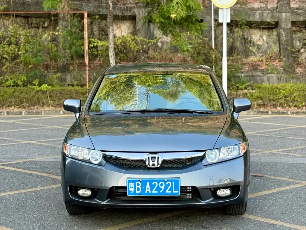 Honda Civic 2009 1.8L AT