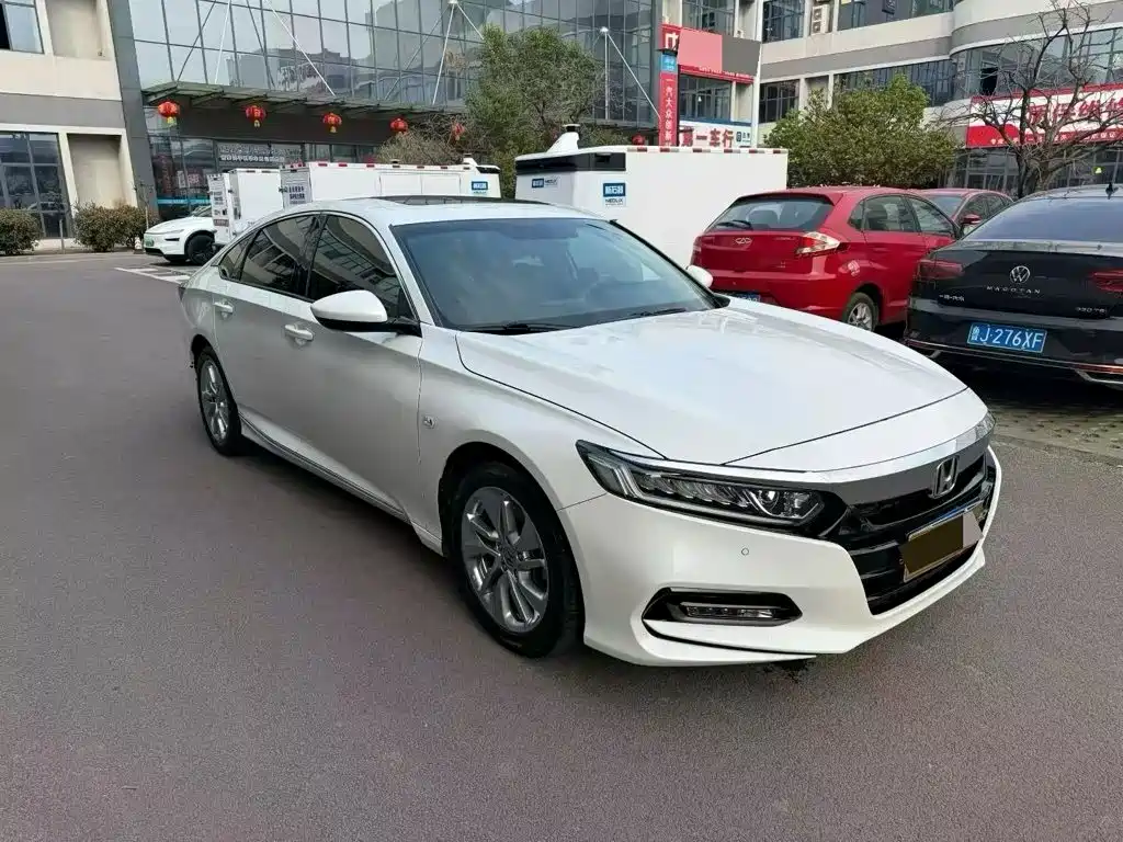 Honda Accord — миниатюра 2