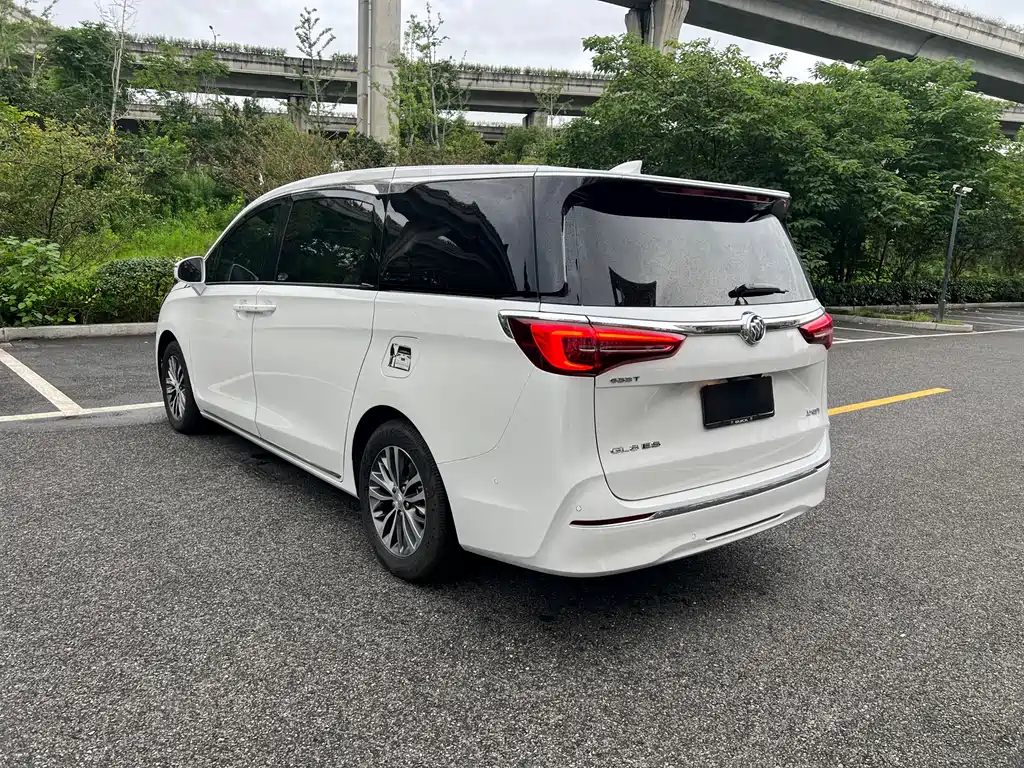 Buick GL8 2023 ES 653T Luxury