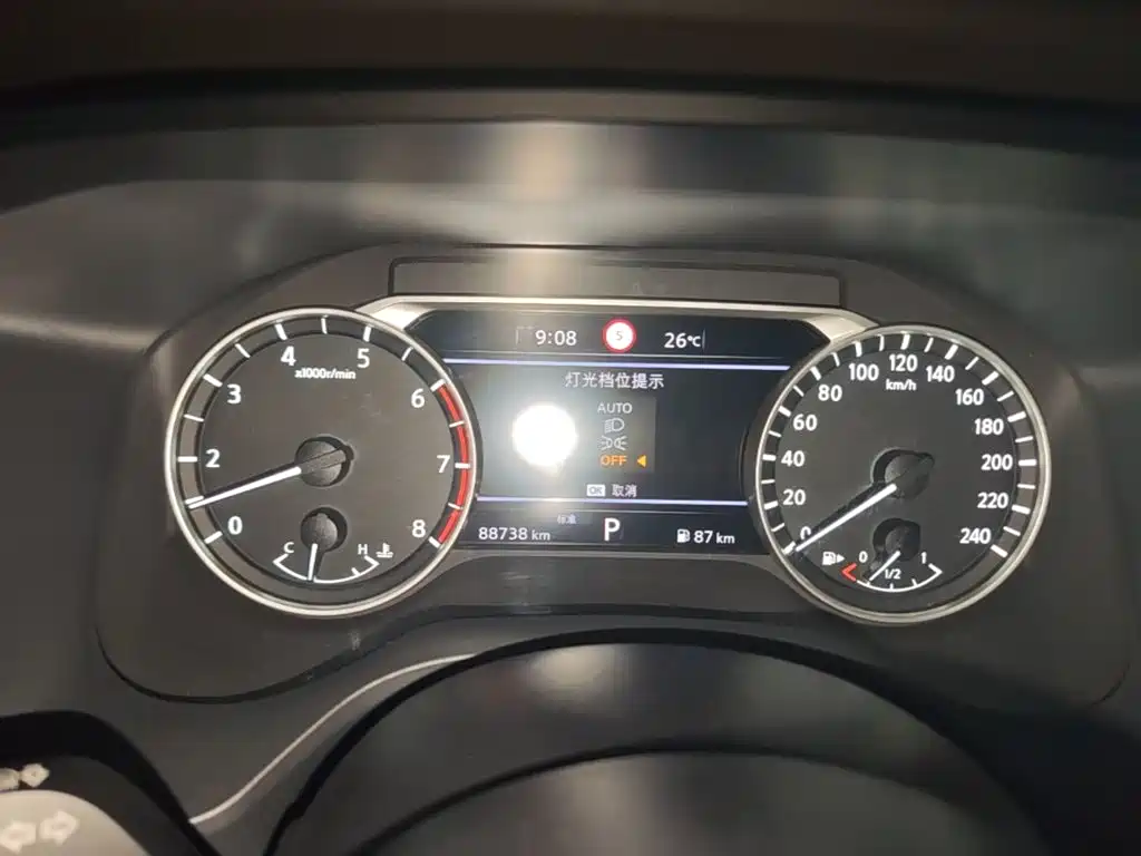 Nissan X-Trail — миниатюра 12