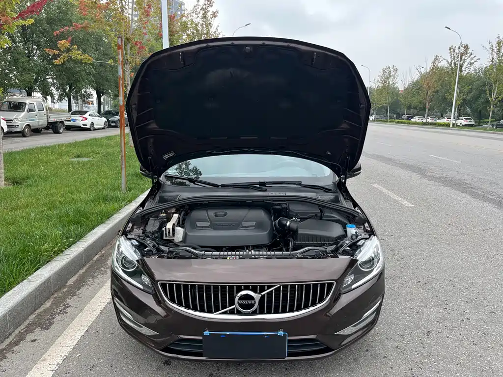 Volvo S60 — миниатюра 17