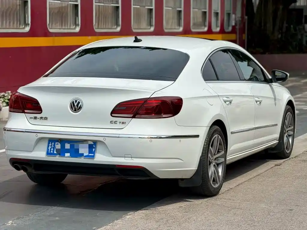 Volkswagen CC — миниатюра 9
