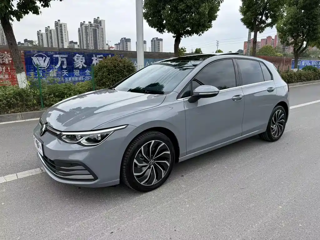 Volkswagen Golf 2023